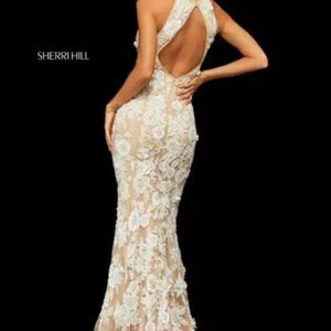 NWOT floor length Sherri Hill dress.
